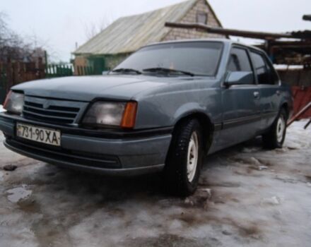 Сірий Опель Аскона, об'ємом двигуна 1.8 л та пробігом 1000 тис. км за 699 $, фото 1 на Automoto.ua