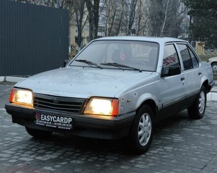 Сірий Опель Аскона, об'ємом двигуна 0 л та пробігом 222 тис. км за 600 $, фото 1 на Automoto.ua