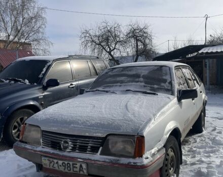 Серый Опель Аскона, объемом двигателя 0 л и пробегом 300 тыс. км за 650 $, фото 1 на Automoto.ua