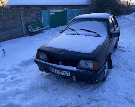 Серый Опель Аскона, объемом двигателя 1.8 л и пробегом 2 тыс. км за 465 $, фото 1 на Automoto.ua