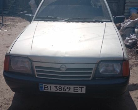 Серый Опель Аскона, объемом двигателя 0 л и пробегом 50 тыс. км за 1000 $, фото 1 на Automoto.ua