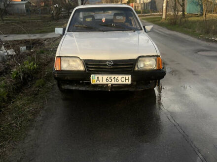 Опель Аскона 1987 в Боярка на Automoto.ua Серый Опель Аскона, объемом двигателя 2 л и пробегом 350 тыс. км за 630 $, фото 1 на Automoto.ua