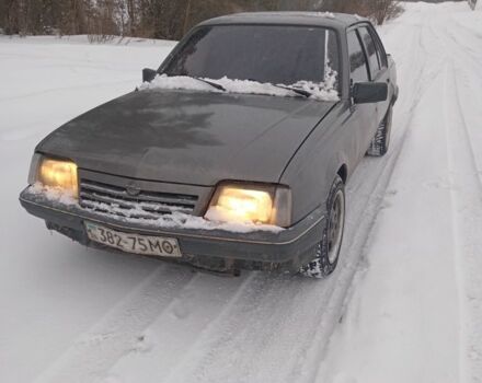 Серый Опель Аскона, объемом двигателя 2 л и пробегом 1 тыс. км за 650 $, фото 1 на Automoto.ua