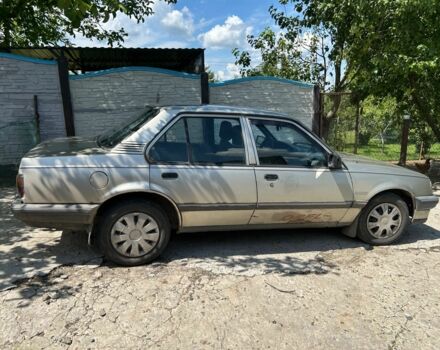Сірий Опель Аскона, об'ємом двигуна 1.8 л та пробігом 90 тис. км за 800 $, фото 1 на Automoto.ua
