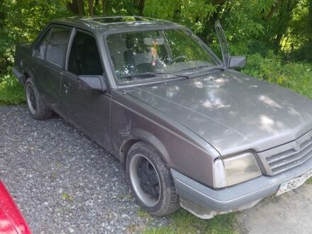 Опель Аскона 1988 у Шепетовке на Automoto.ua Сірий Опель Аскона, об'ємом двигуна 1.8 л та пробігом 66 тис. км за 750 $, фото 1 на Automoto.ua