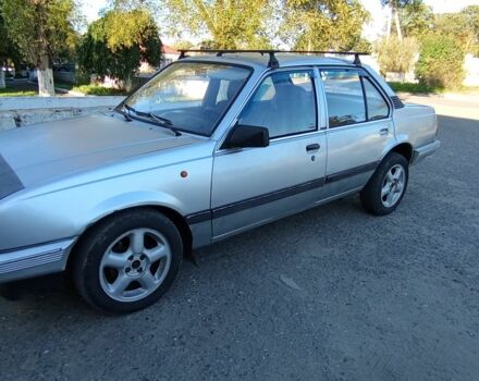 Сірий Опель Аскона, об'ємом двигуна 0 л та пробігом 250 тис. км за 850 $, фото 1 на Automoto.ua