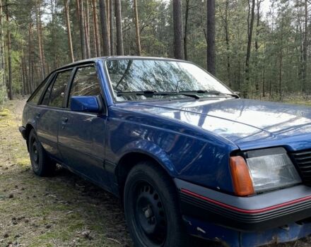 Опель Аскона 1986 в Носовке на Automoto.ua Синий Опель Аскона, объемом двигателя 1.8 л и пробегом 88 тыс. км за 695 $, фото 2 на Automoto.ua