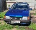 Синий Опель Аскона, объемом двигателя 1.8 л и пробегом 77 тыс. км за 450 $, фото 1 на Automoto.ua