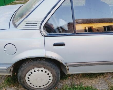 Синий Опель Аскона, объемом двигателя 1 л и пробегом 652 тыс. км за 900 $, фото 7 на Automoto.ua