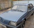 Синий Опель Аскона, объемом двигателя 1.6 л и пробегом 100 тыс. км за 1000 $, фото 6 на Automoto.ua