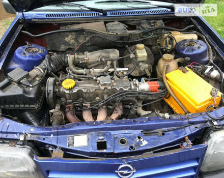 Синій Опель Аскона, об'ємом двигуна 1.6 л та пробігом 200 тис. км за 1000 $, фото 6 на Automoto.ua