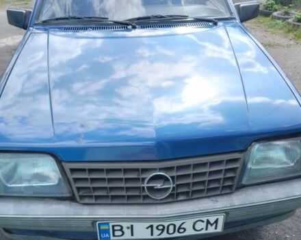 Синій Опель Аскона, об'ємом двигуна 1.6 л та пробігом 200 тис. км за 1300 $, фото 8 на Automoto.ua