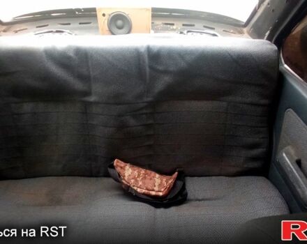 Синий Опель Аскона, объемом двигателя 1.6 л и пробегом 0 тыс. км за 2000 $, фото 4 на Automoto.ua