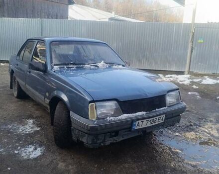 Синий Опель Аскона, объемом двигателя 1.59 л и пробегом 55 тыс. км за 450 $, фото 1 на Automoto.ua