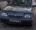 Синий Опель Аскона, объемом двигателя 1.6 л и пробегом 500 тыс. км за 500 $, фото 1 на Automoto.ua