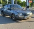 Синий Опель Аскона, объемом двигателя 1.8 л и пробегом 450 тыс. км за 350 $, фото 1 на Automoto.ua