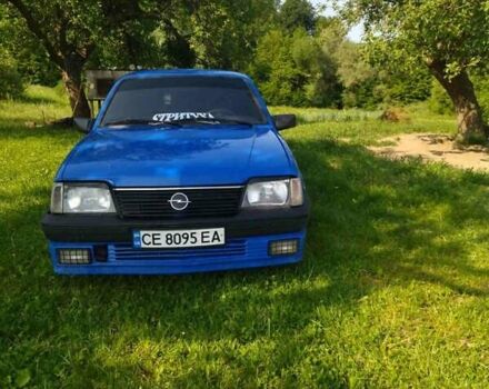 Синій Опель Аскона, об'ємом двигуна 1.6 л та пробігом 300 тис. км за 750 $, фото 2 на Automoto.ua