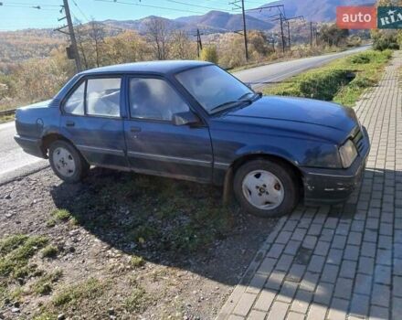 Синий Опель Аскона, объемом двигателя 2 л и пробегом 260 тыс. км за 1071 $, фото 3 на Automoto.ua