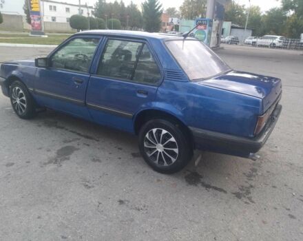 Опель Аскона 1990 в Лубнах на Automoto.ua Синий Опель Аскона, объемом двигателя 1.6 л и пробегом 420 тыс. км за 1000 $, фото 5 на Automoto.ua