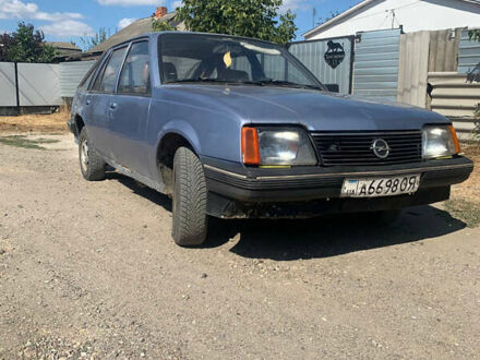 Опель Аскона 1983 в Черноморске (Ильичевске) на Automoto.ua Синий Опель Аскона, объемом двигателя 1.6 л и пробегом 52 тыс. км за 450 $, фото 1 на Automoto.ua