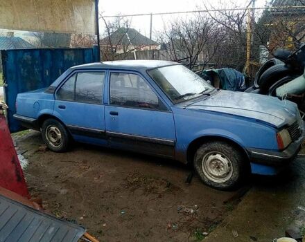 Синий Опель Аскона, объемом двигателя 1.6 л и пробегом 263 тыс. км за 500 $, фото 1 на Automoto.ua