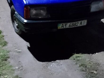 Синий Опель Аскона, объемом двигателя 1.6 л и пробегом 74 тыс. км за 250 $, фото 1 на Automoto.ua