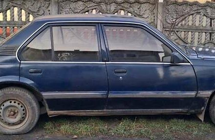 Синий Опель Аскона, объемом двигателя 1.6 л и пробегом 10 тыс. км за 799 $, фото 1 на Automoto.ua