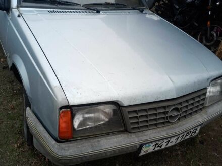 Опель Аскона 1986 в Маневичах на Automoto.ua Синий Опель Аскона, объемом двигателя 1.6 л и пробегом 90 тыс. км за 500 $, фото 1 на Automoto.ua