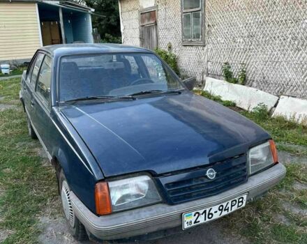 Синій Опель Аскона, об'ємом двигуна 1.6 л та пробігом 3 тис. км за 698 $, фото 1 на Automoto.ua