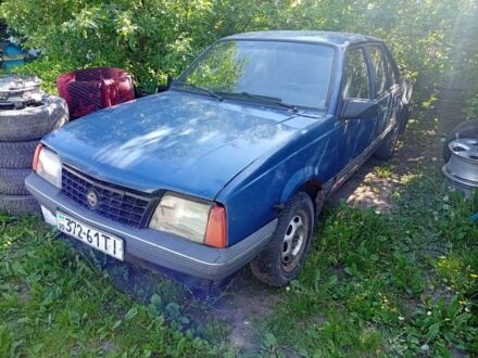 Синий Опель Аскона, объемом двигателя 0 л и пробегом 350 тыс. км за 300 $, фото 1 на Automoto.ua