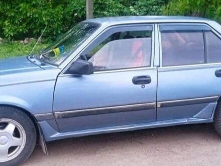 Опель Аскона 1988 в Могилев-Подольском на Automoto.ua Синий Опель Аскона, объемом двигателя 1.6 л и пробегом 280 тыс. км за 650 $, фото 1 на Automoto.ua