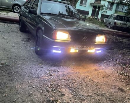 Опель Аскона 1984 в Кривом Роге на Automoto.ua Зеленый Опель Аскона, объемом двигателя 1.8 л и пробегом 300 тыс. км за 840 $, фото 4 на Automoto.ua