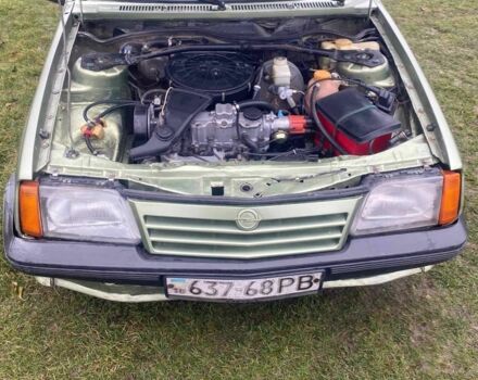 Зеленый Опель Аскона, объемом двигателя 0 л и пробегом 274 тыс. км за 1500 $, фото 6 на Automoto.ua