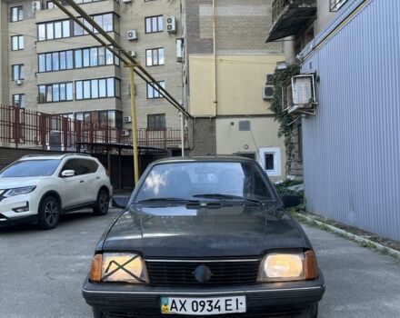 Зелений Опель Аскона, об'ємом двигуна 1.6 л та пробігом 200 тис. км за 599 $, фото 1 на Automoto.ua