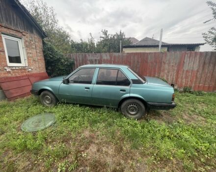 Зеленый Опель Аскона, объемом двигателя 2 л и пробегом 70 тыс. км за 900 $, фото 4 на Automoto.ua