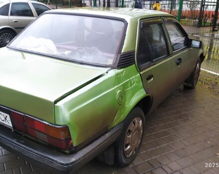 Зеленый Опель Аскона, объемом двигателя 1.3 л и пробегом 84 тыс. км за 500 $, фото 1 на Automoto.ua