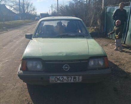 Зелений Опель Аскона, об'ємом двигуна 6 л та пробігом 564 тис. км за 677 $, фото 1 на Automoto.ua