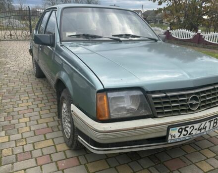 Опель Аскона 1986 в Стрые на Automoto.ua Зеленый Опель Аскона, объемом двигателя 1.6 л и пробегом 74 тыс. км за 500 $, фото 1 на Automoto.ua