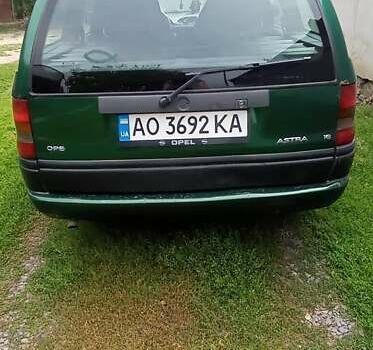 Зелений Опель Астра Ф, об'ємом двигуна 1.6 л та пробігом 398 тис. км за 2050 $, фото 1 на Automoto.ua
