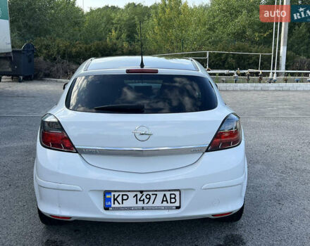 Белый Опель Астра ГТЦ, объемом двигателя 1.4 л и пробегом 212 тыс. км за 5000 $, фото 5 на Automoto.ua