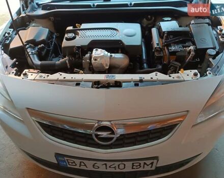 Білий Опель Астра ГТЦ, об'ємом двигуна 1.3 л та пробігом 320 тис. км за 6000 $, фото 2 на Automoto.ua