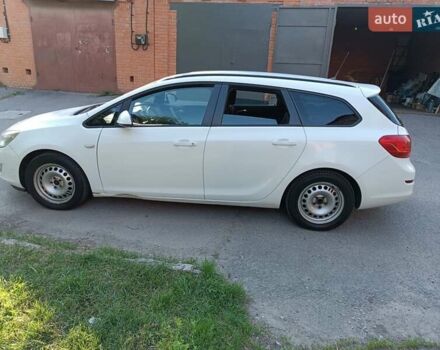 Білий Опель Астра ГТЦ, об'ємом двигуна 1.3 л та пробігом 320 тис. км за 6000 $, фото 7 на Automoto.ua