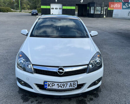 Білий Опель Астра ГТЦ, об'ємом двигуна 1.4 л та пробігом 212 тис. км за 5000 $, фото 1 на Automoto.ua