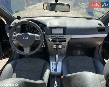 Черный Опель Астра ГТЦ, объемом двигателя 1.9 л и пробегом 225 тыс. км за 6500 $, фото 1 на Automoto.ua