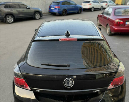 Черный Опель Астра ГТЦ, объемом двигателя 1.6 л и пробегом 190 тыс. км за 5200 $, фото 7 на Automoto.ua