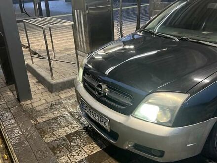 Черный Опель Астра ГТЦ, объемом двигателя 2.2 л и пробегом 370 тыс. км за 2600 $, фото 1 на Automoto.ua