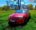 Красный Опель Астра ГТЦ, объемом двигателя 1.6 л и пробегом 290 тыс. км за 4000 $, фото 1 на Automoto.ua