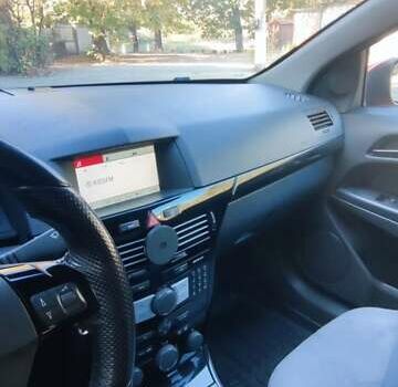 Красный Опель Астра ГТЦ, объемом двигателя 1.6 л и пробегом 203 тыс. км за 5300 $, фото 22 на Automoto.ua