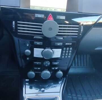 Красный Опель Астра ГТЦ, объемом двигателя 1.6 л и пробегом 203 тыс. км за 5300 $, фото 23 на Automoto.ua