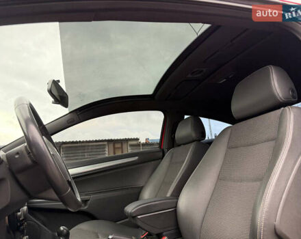 Красный Опель Астра ГТЦ, объемом двигателя 1.6 л и пробегом 275 тыс. км за 5600 $, фото 6 на Automoto.ua